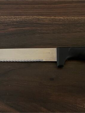 TriStar Kitchen Chef Knife Serrated 8" Stainless Steel Blade